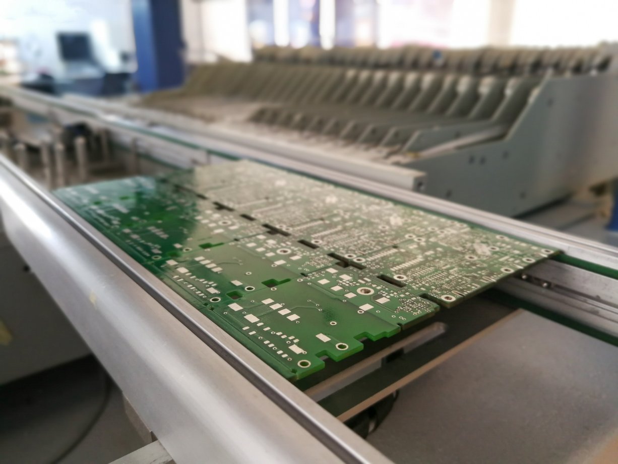 Designing and Building Rapid PCB Prototypes